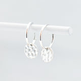 Oorbellen creolen bedel gehamerd muntje