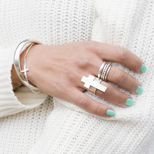 Ring kruis groot - Ringen - Zilver & Zoet