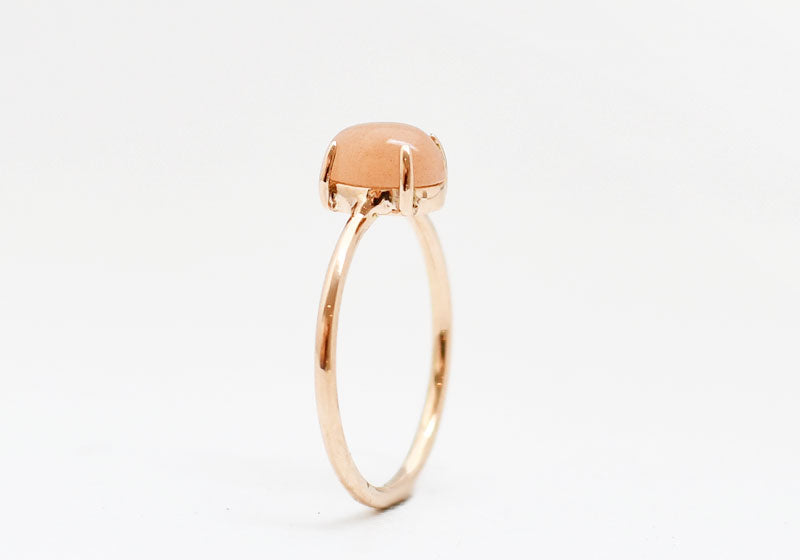 RING PERZIK MAANSTEEN ROSE GOUD